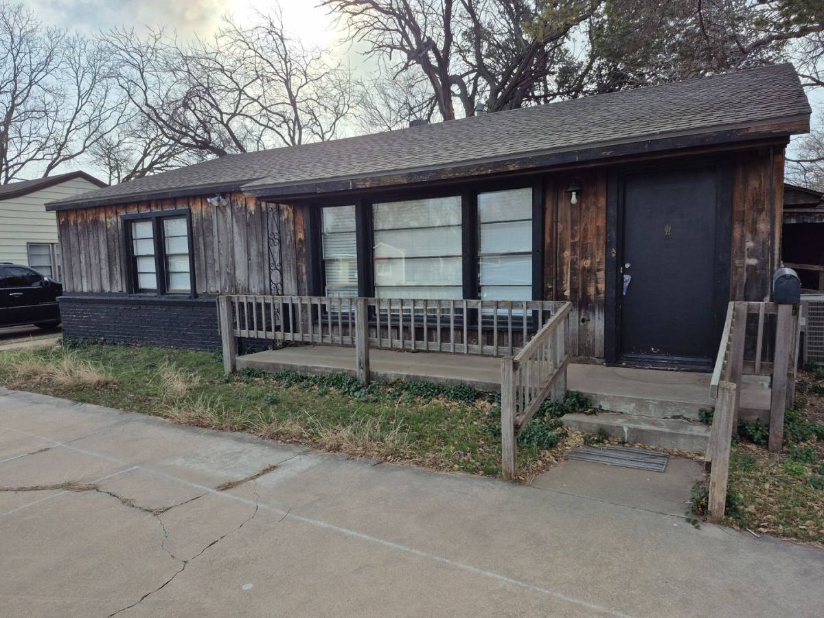 House for rent at 3517 30th, Lubbock, TX 79410
