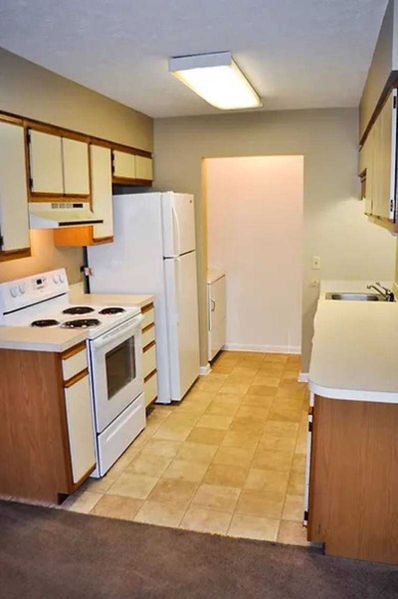 Apartment for rent at 401 E Olive St, Bridgeport, WV 26330