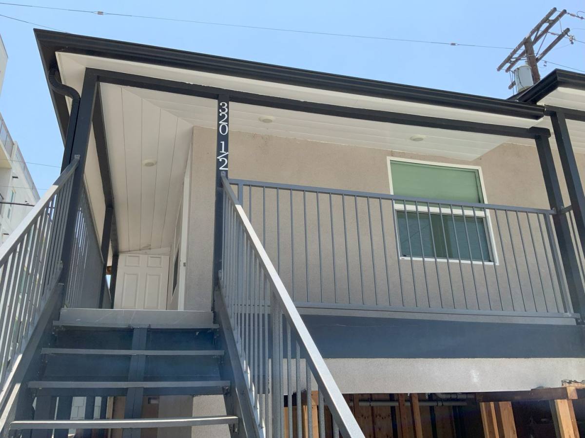 Apartment for rent at 320 1 2 Myrtle St, Glendale, CA 91203
