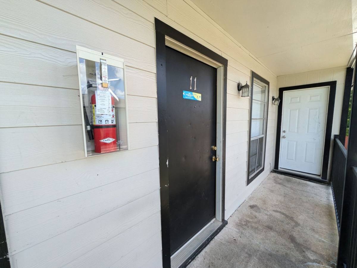 Apartment for rent at 4610 Maddox St, Beaumont, TX 77705