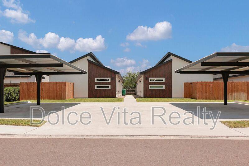 Apartment for rent at 1502 W Platinum, Pharr, TX 78577