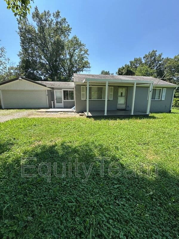 House for rent at 10541 Eltzroth Rd, Goshen, OH 45122