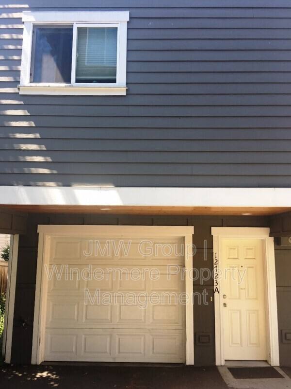 Townhouse for rent at 12723 35th Ave NE #A, Seattle, WA 98125