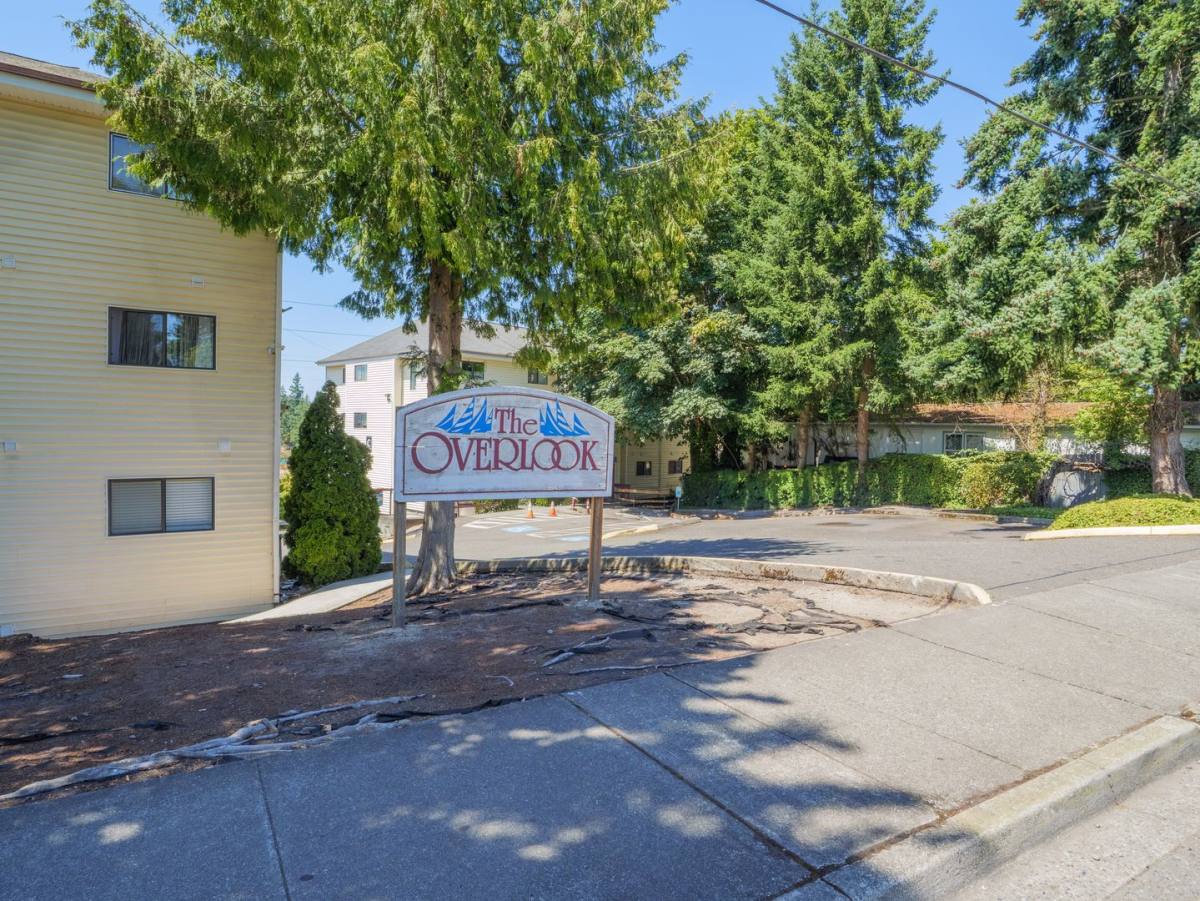 House for rent at 29645 18th Ave S, Federal Way, WA 98003