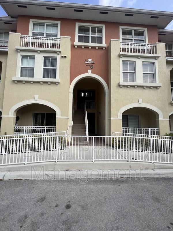 Condo for rent at 10885 NW 89th Terrace #112, Miami, FL 33178