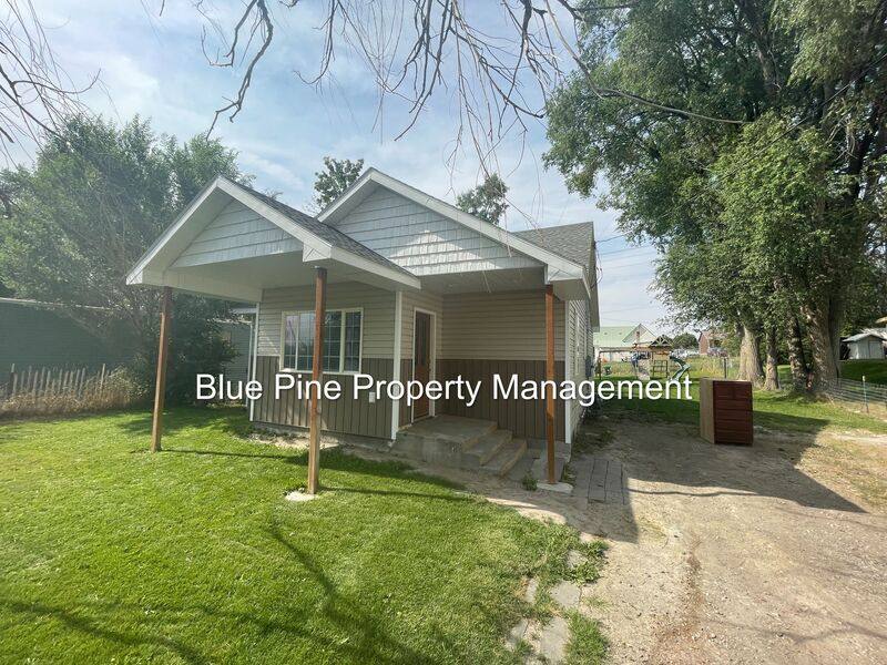 House for rent at 1444 Carson St, Idaho Falls, ID 83402