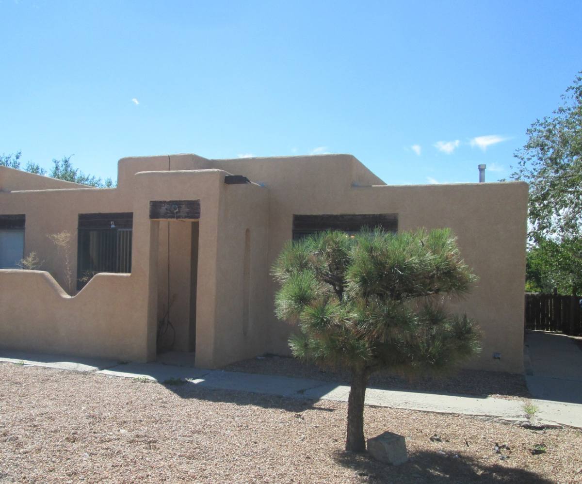 Apartment for rent at 13212 Mountain Place NE, Albuquerque, NM 87112