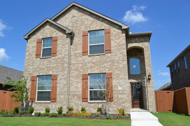 House for rent at 3020 Buckthorn St, Forney, TX 75126