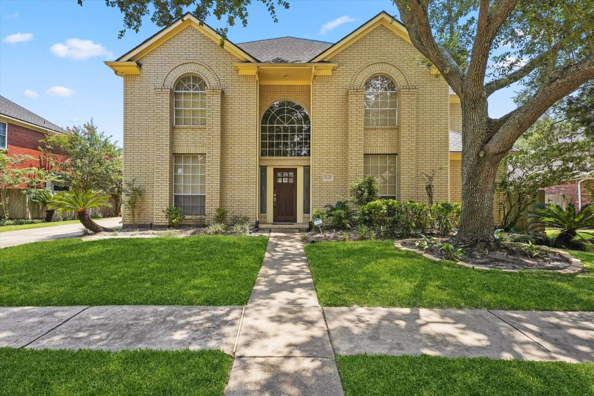 House for rent at 14119 Scarborough Fair St, Houston, TX 77077