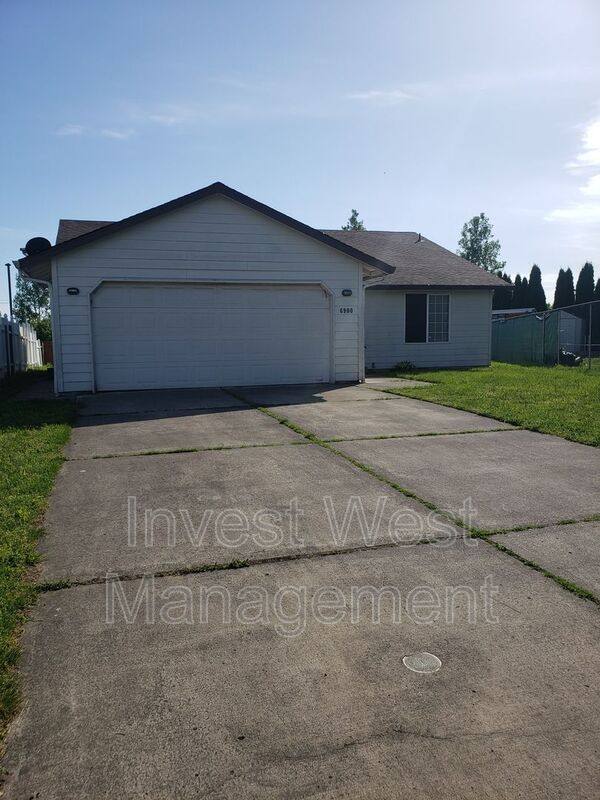 House for rent at 6900 NE 157th Ave, Vancouver, WA 98682