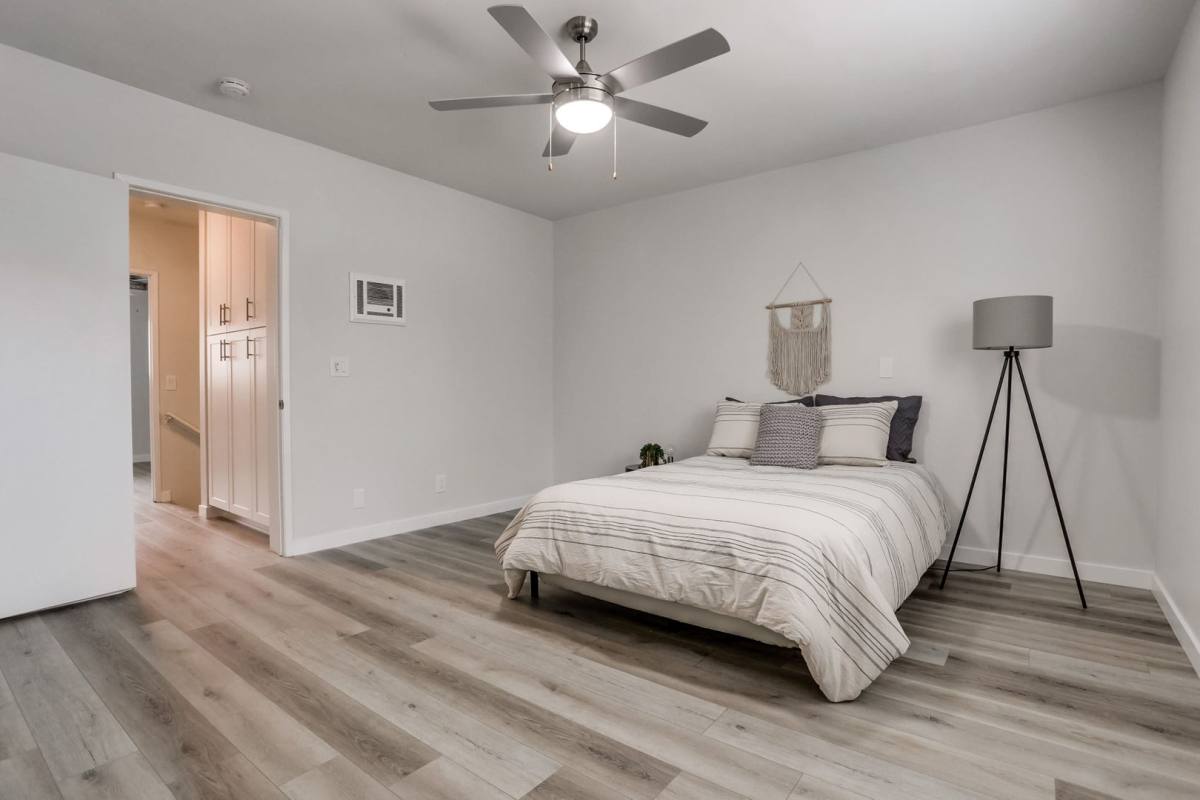 Apartment for rent at 3958-3966 Riviera Dr, San Diego, CA 92109