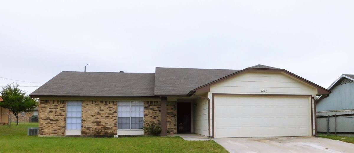 House for rent at 1606 Daude Ave, Killeen, TX 76549