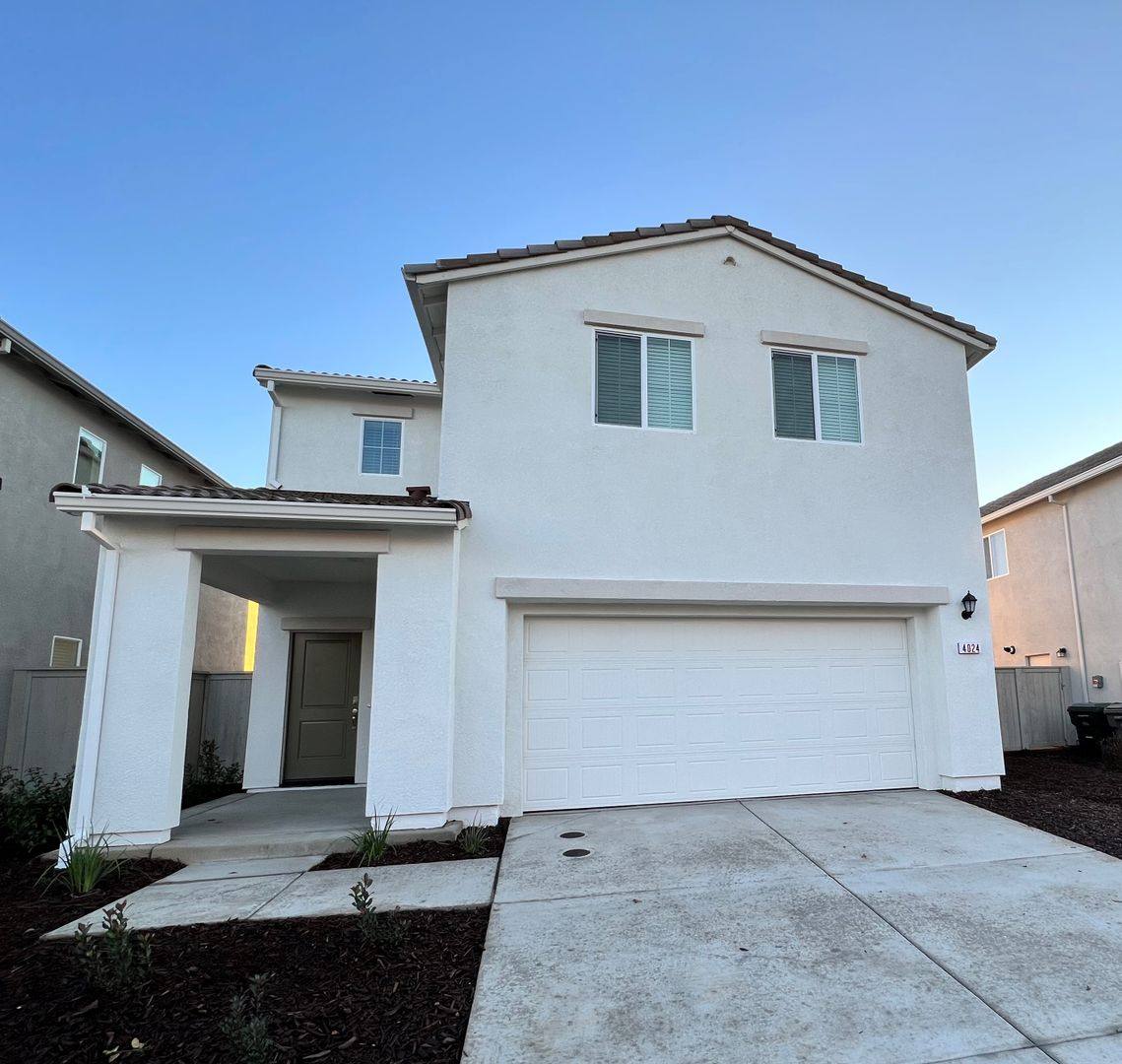 House for rent at 4024 Trailblazer Loop, Rocklin, CA 95677