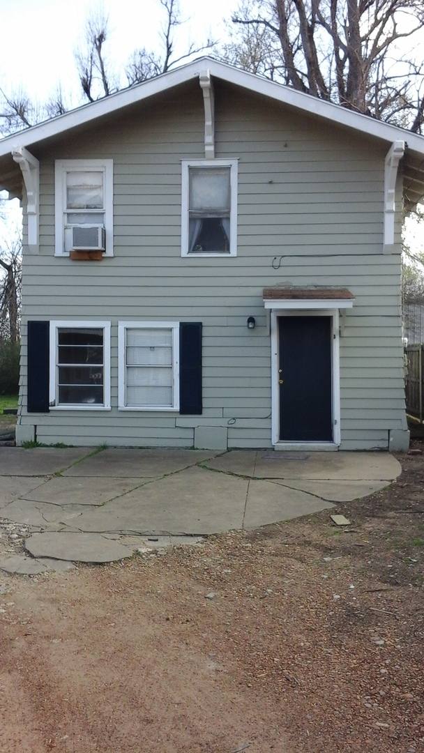 House for rent at 1946 Lamar Ave #DOWNSTAIRS, Paris, TX 75460