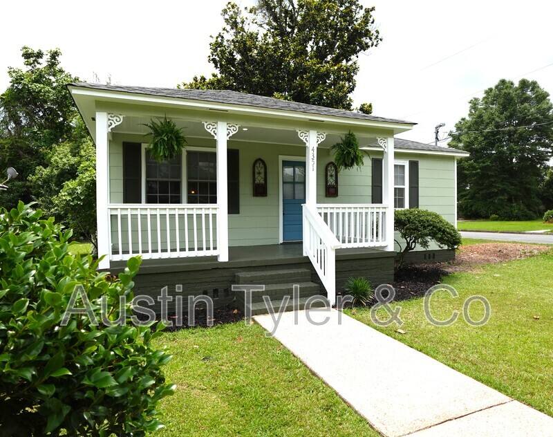 House for rent at 4351 Kelly Ave, Marianna, FL 32446