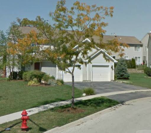 Townhouse for rent at 4641 Magnolia Lane, Lake In the Hills, IL 60156