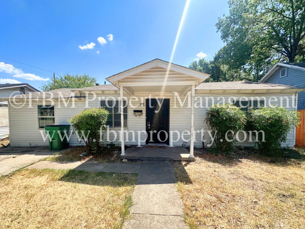 1506 Ferris Ave, Waxahachie, TX 75165
