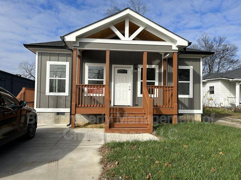 House for rent at 11 Woodvale Ave, Chattanooga, TN 37411