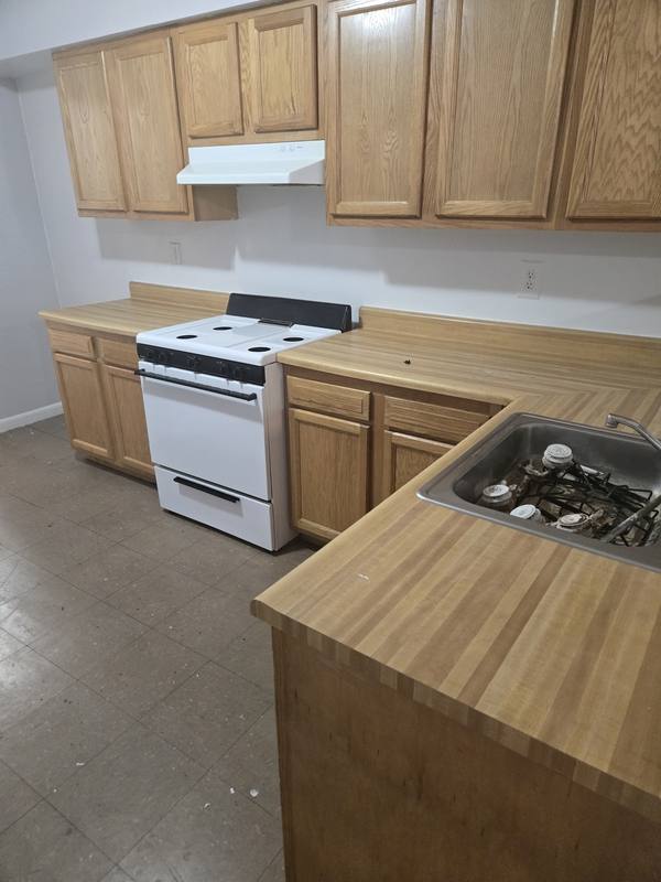 Apartment for rent at 3609 N 21st St, Philadelphia, PA 19140