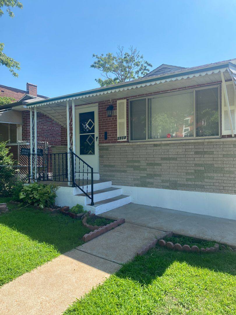 House for rent at 3908 Missouri, Saint Louis, MO 63118
