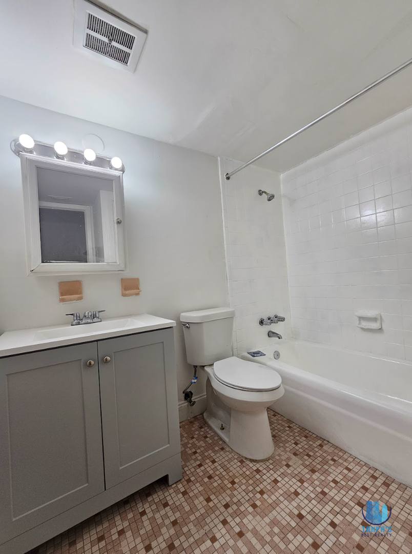 Apartment for rent at 7611 Paula Dr, Tampa, FL 33615