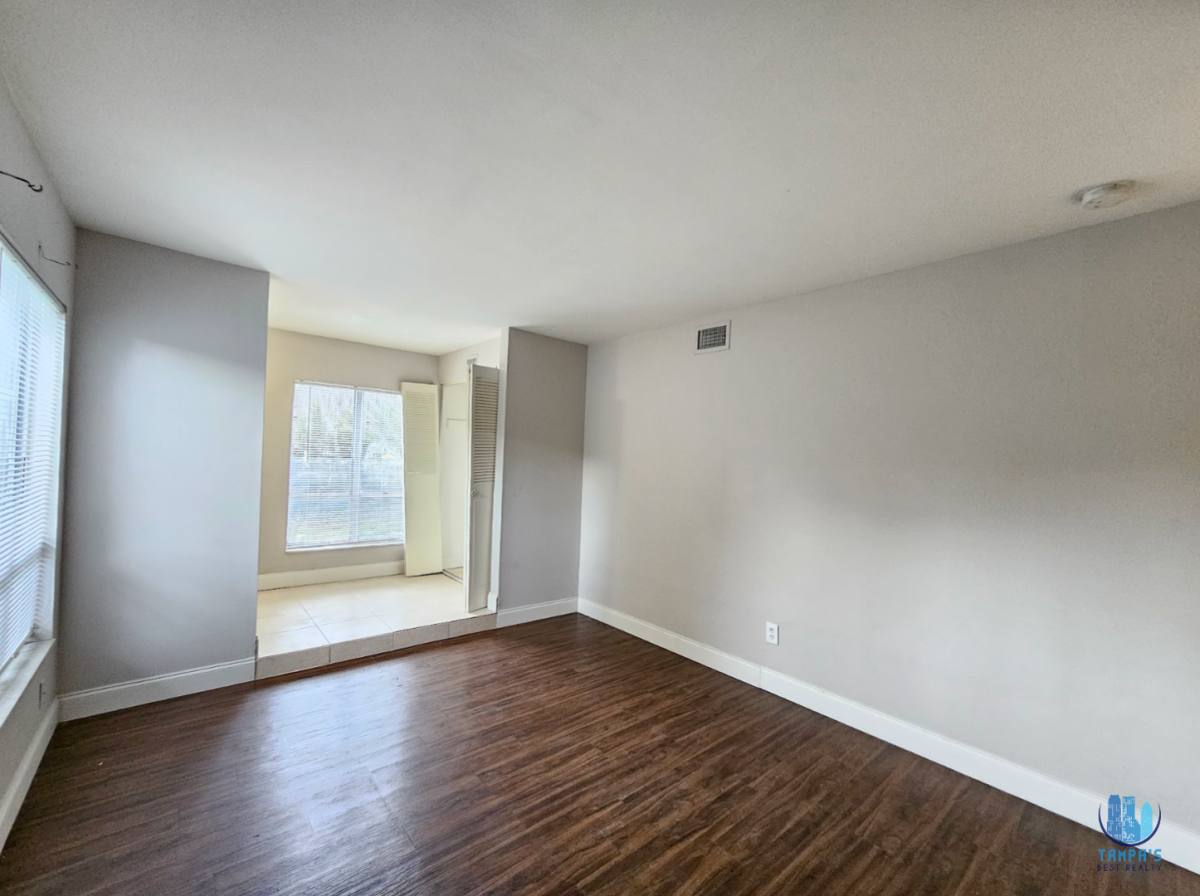 Apartment for rent at 7611 Paula Dr, Tampa, FL 33615