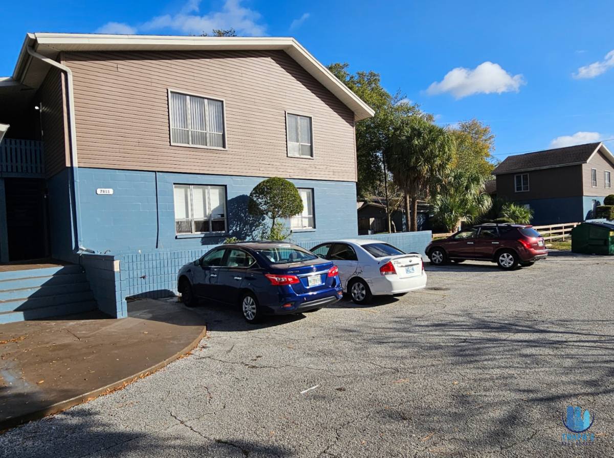 Apartment for rent at 7611 Paula Dr, Tampa, FL 33615