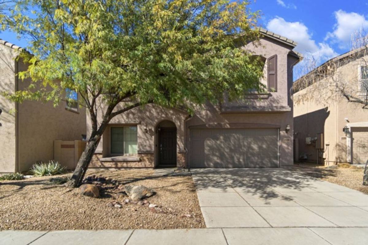 House for rent at 28416 N 25th Dale, Phoenix, AZ 85085