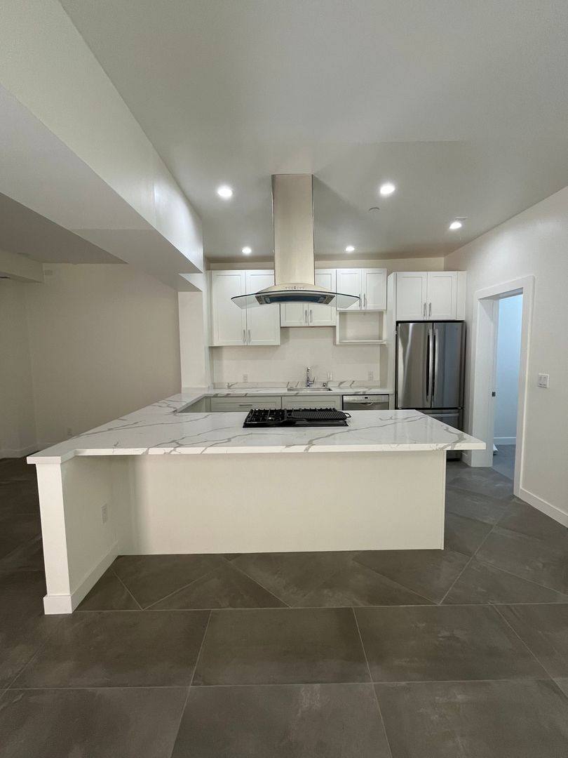 Apartment for rent at 3800 Scott St, San Francisco, CA 94123