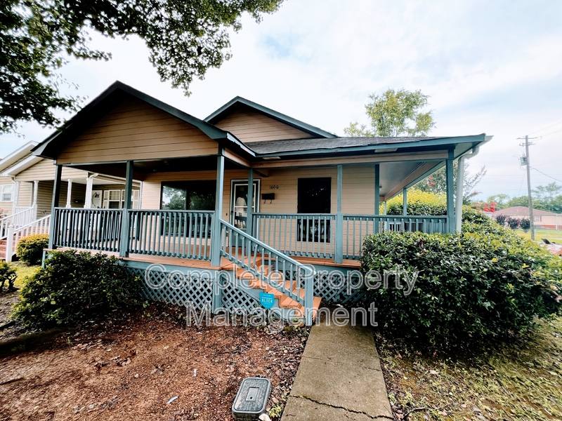 House for rent at 1600 Ave D, Birmingham, AL 35218