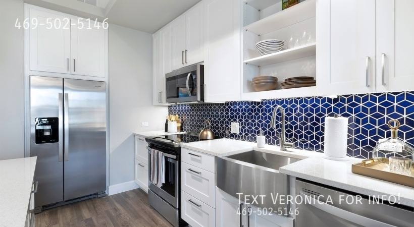 Apartment for rent at 10727 Domain Dr, Austin, TX 78758