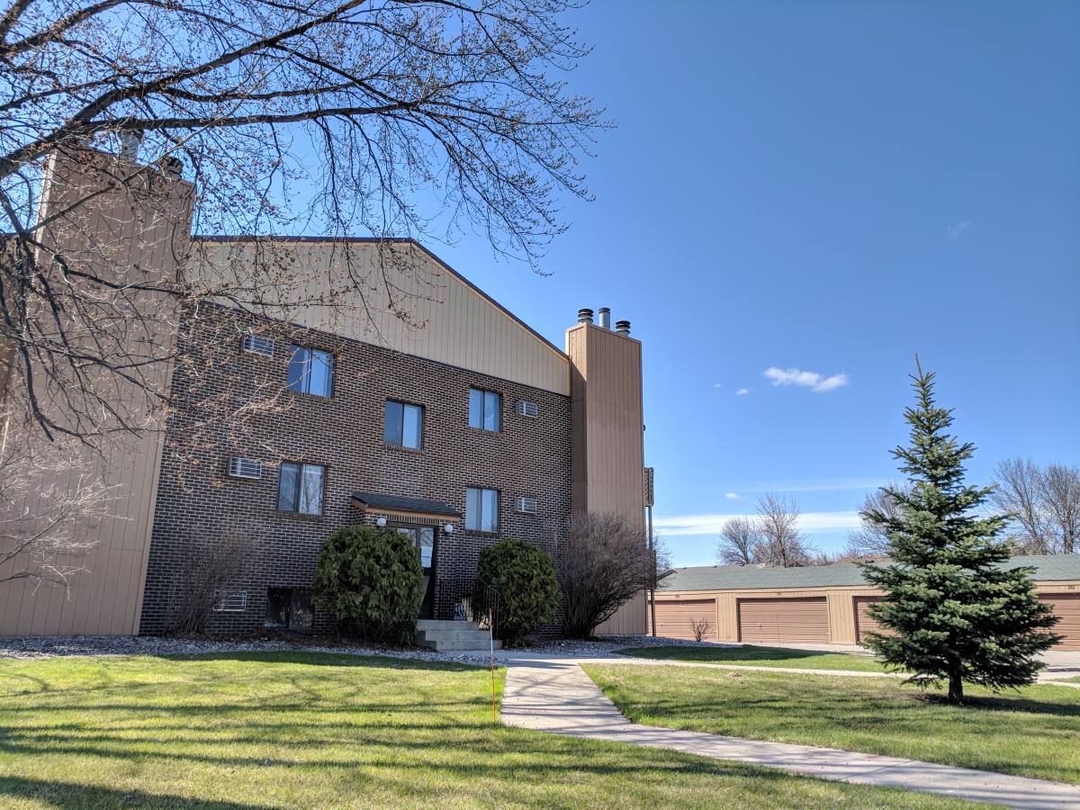 Apartment for rent at 2709 & 2731 15th St S, Fargo, ND 58103