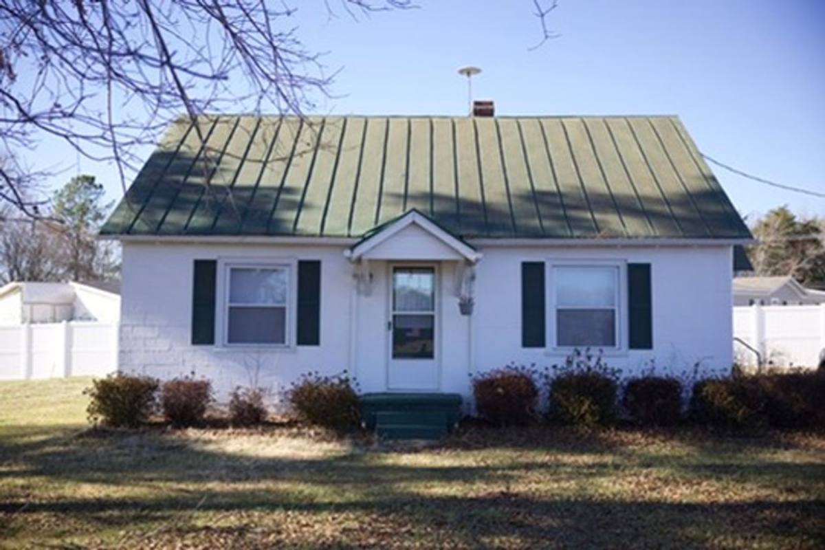 House for rent at 118 Fairgrounds Rd, Farmville, VA 23901