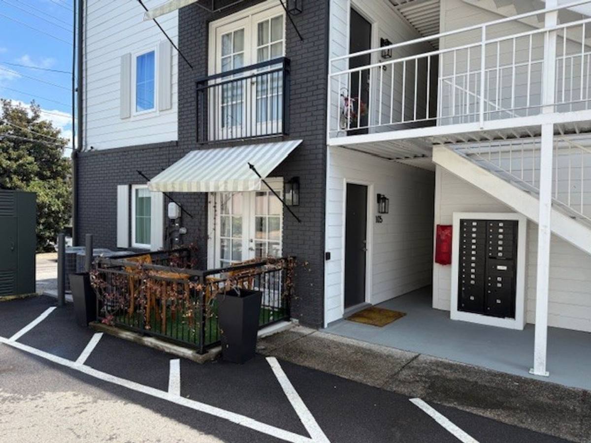 Apartment for rent at 500 Grace St #105, Tuscaloosa, AL 35401