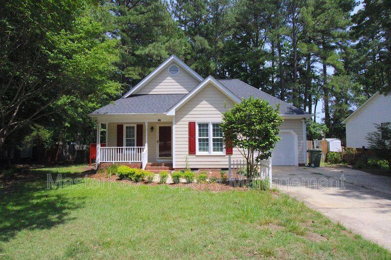 House for rent at 701 Senter View Dr, Fuquay Varina, NC 27526