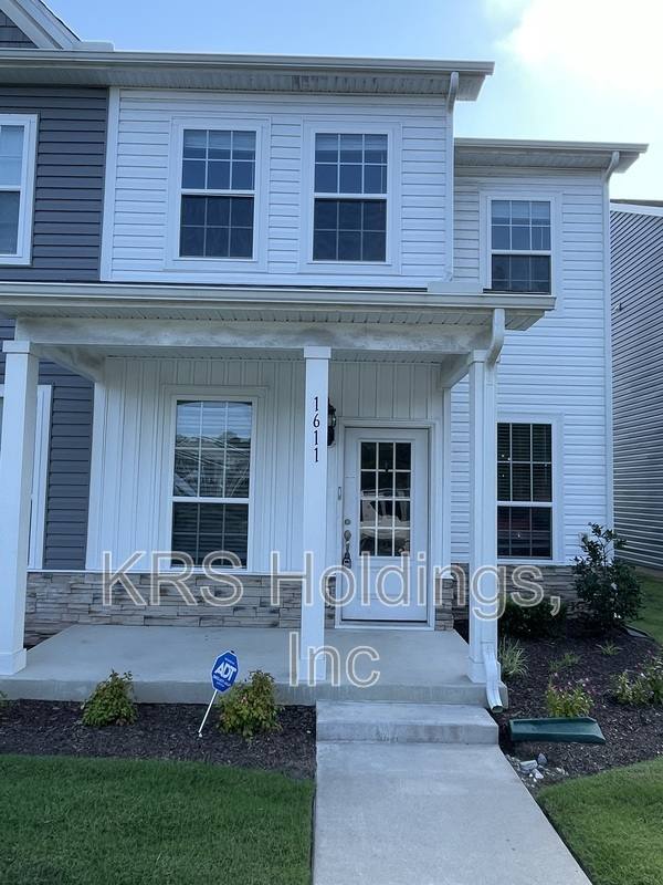 Townhouse for rent at 1611 Independence Blvd, Newport News, VA 23608