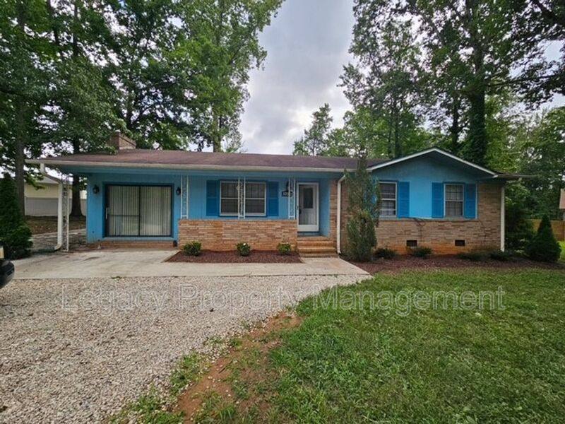House for rent at 3700 Miller Dr, Greensboro, NC 27405