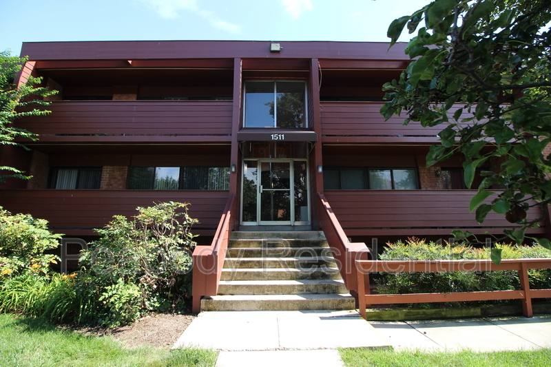 Condo for rent at 1511 S George Mason Dr #3, Arlington, VA 22204