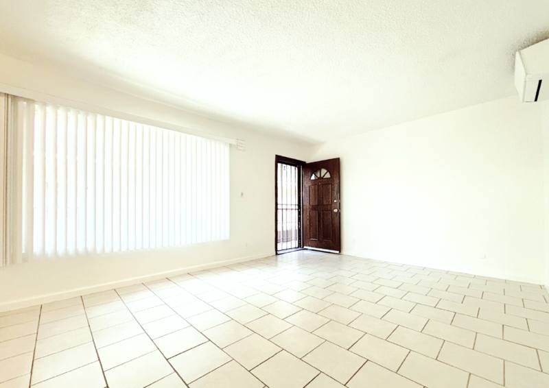 Apartment for rent at 10208 S Inglewood Ave #2, Inglewood, CA 90304