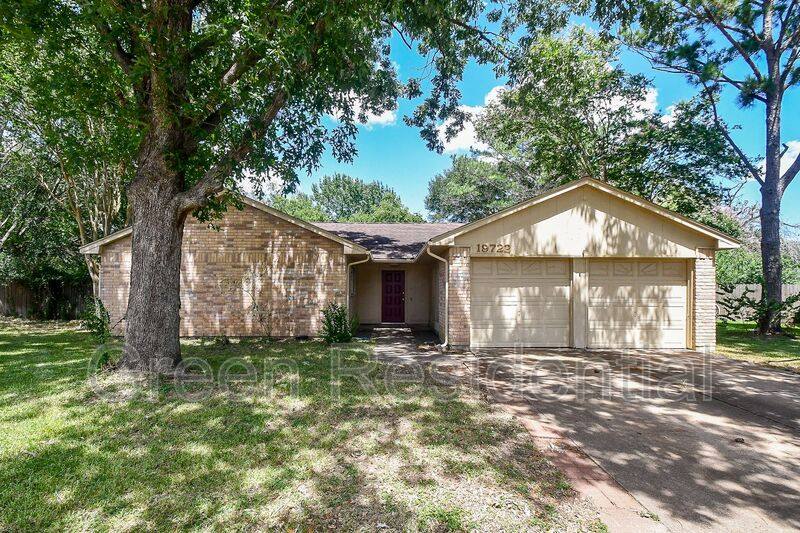 House for rent at 19722 Spanish Needle Dr, Houston, TX 77084