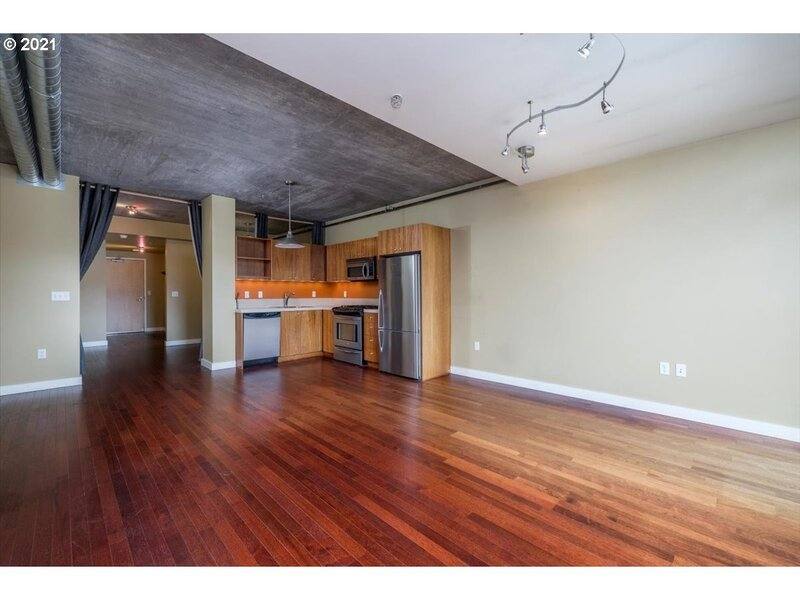 Apartment for rent at 1926 W Burnside St #1504, Portland, OR 97209