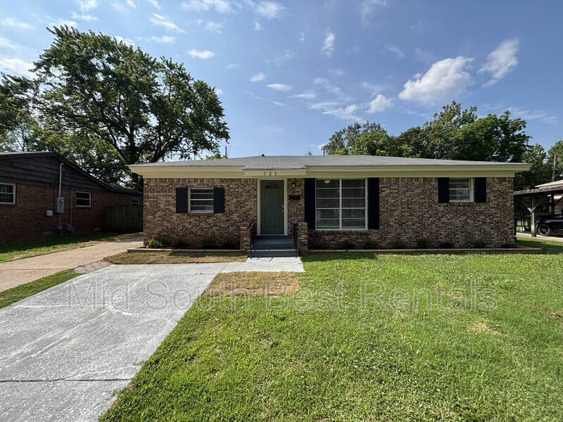 House for rent at 321 Meadow Park Dr, North Little Rock, AR 72117