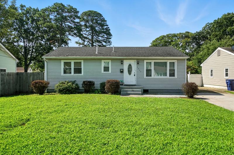House for rent at 1033 E Leicester Ave, Norfolk, VA 23503