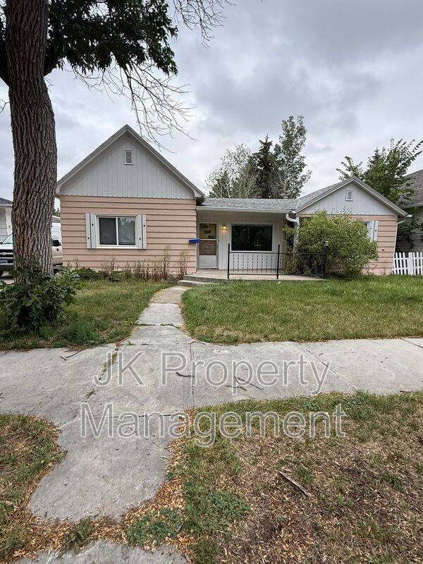 House for rent at 2213 7th Ave N, Great Falls, MT 59401