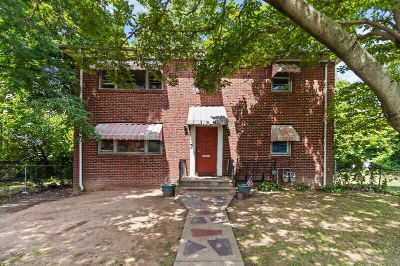 Apartment for rent at 167 S Munn Ave #2, East Orange, NJ 07018