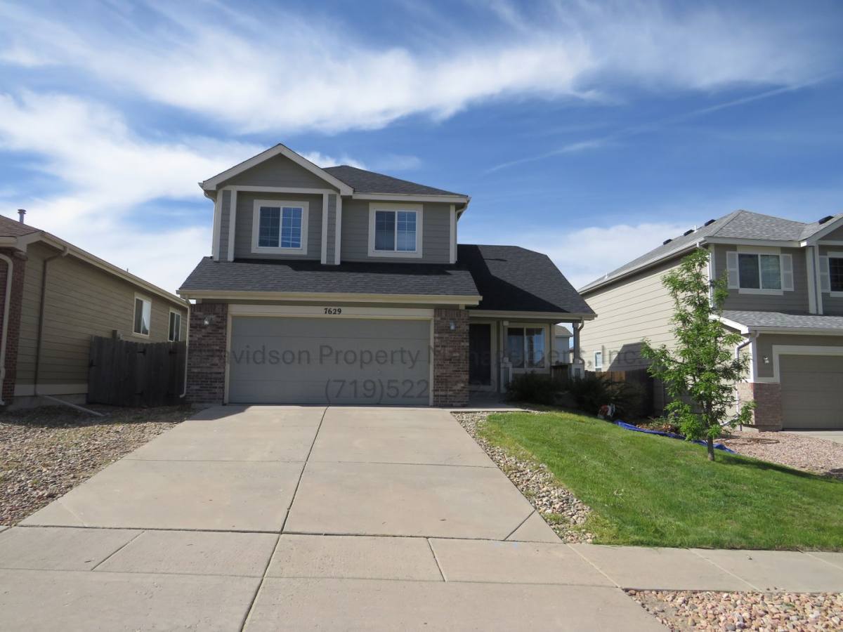 House for rent at 7629 Autumn Knoll Dr, Colorado Springs, CO 80922