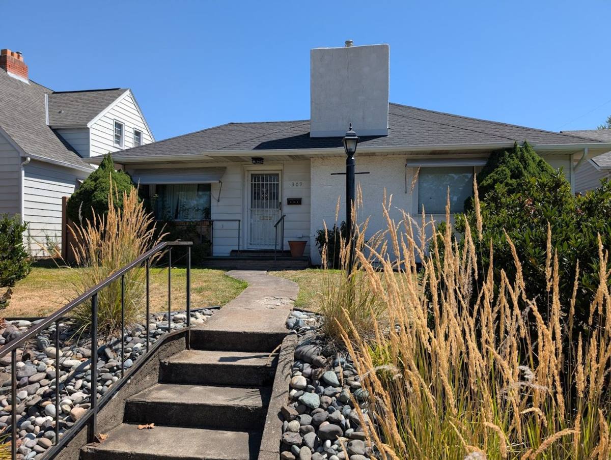 House for rent at 309 3rd St, Lewiston, ID 83501