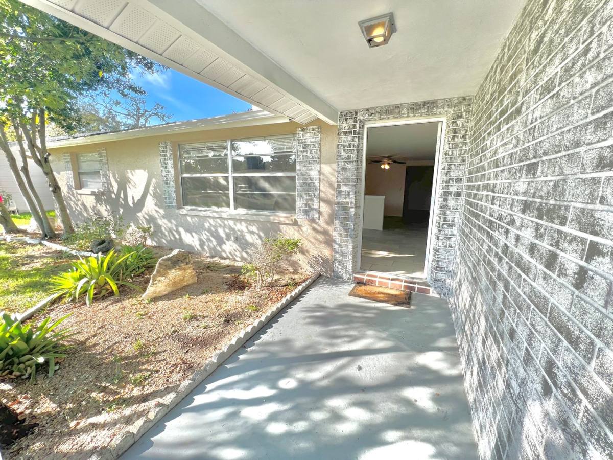 11241 Snyder Ave, Port Richey, FL 34668