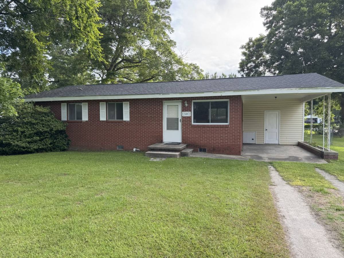 House for rent at 926 Greenfield Heights Blvd, Havelock, NC 28532