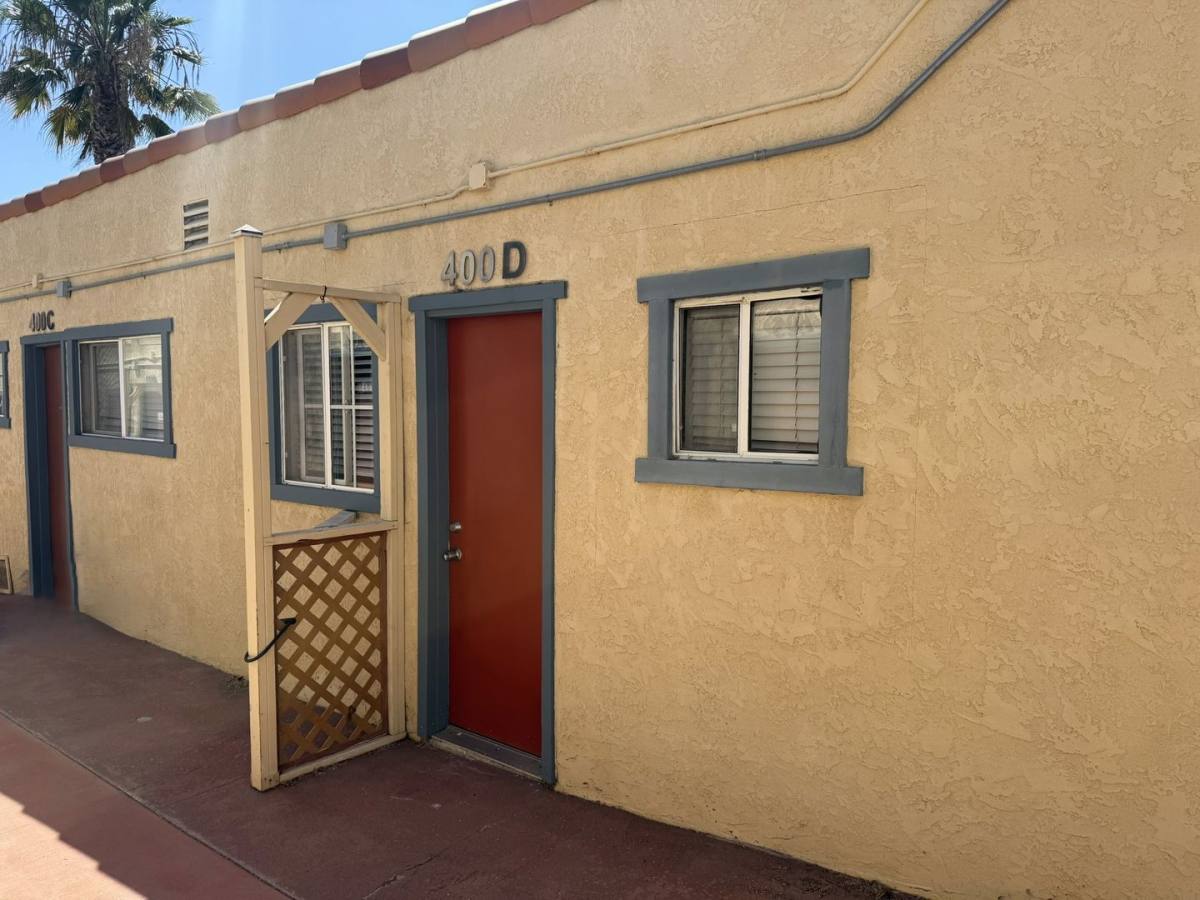 Apartment for rent at 400 Civic Center Dr #D, Oceanside, CA 92054